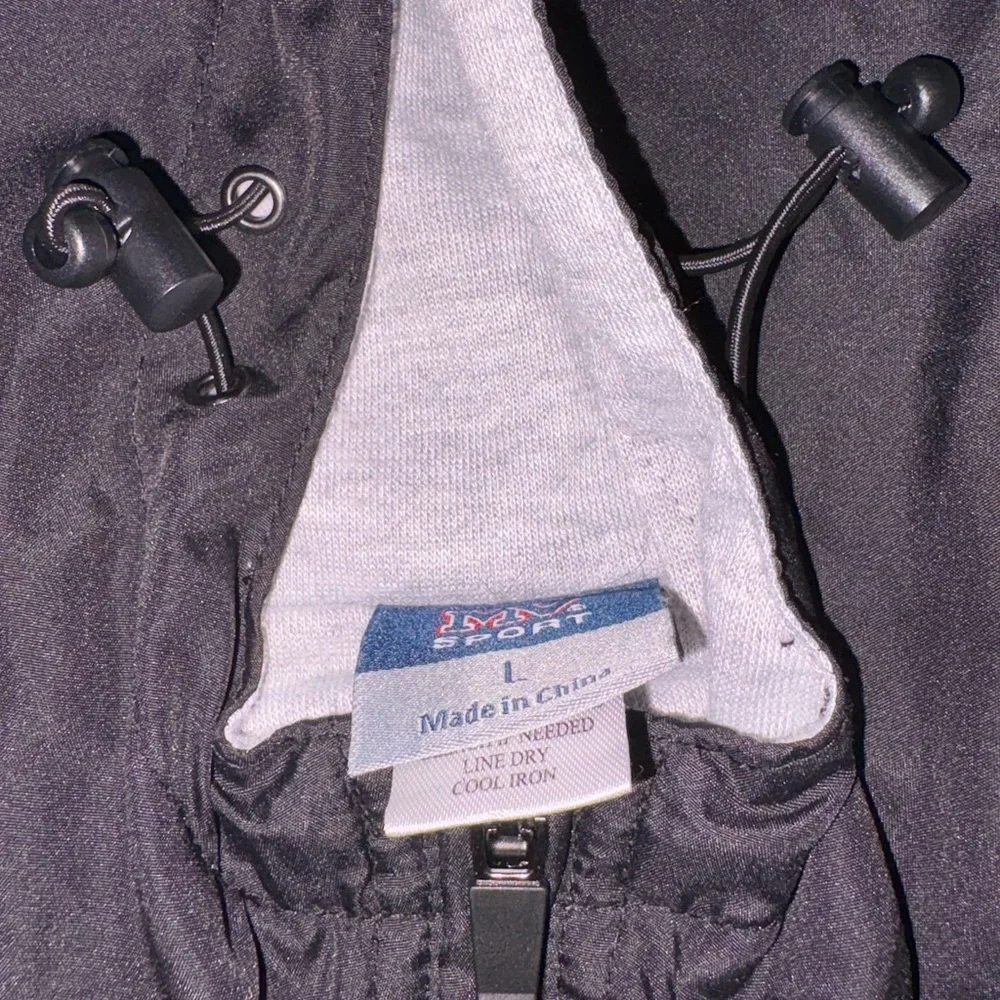 Cornell University Black Jacket back hit - Picture 3 of 5